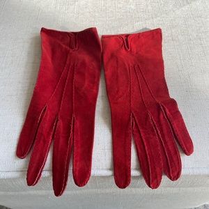 Vintage 1950s Red Suede Lady/Driving Gloves